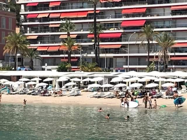 Appartement De La Plage, Au Bord De La Menton